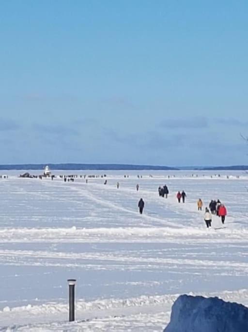 Upea Kaksio Naesijaerven Rannalla Tammerfors Eksteriør bilde