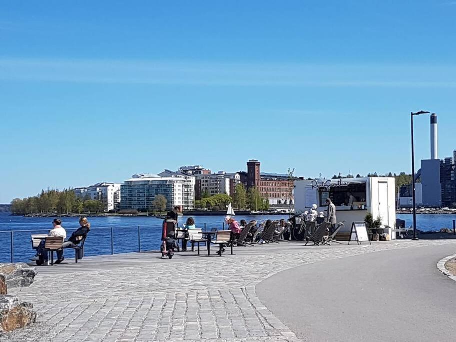 Upea Kaksio Naesijaerven Rannalla Tammerfors Eksteriør bilde
